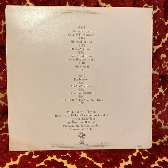 Electric Light Orchestra On The Third Day album on vinyl - Picture 2 of 11